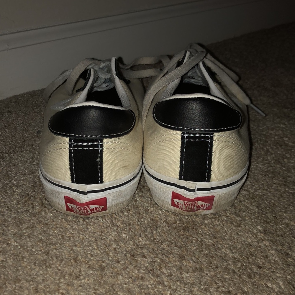 Vans - Picture 2 of 3